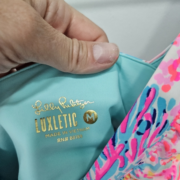 Lilly pulitzer sucre Ruffle Sports Bra Medium (crop top/ workout top) New! - Picture 5 of 13